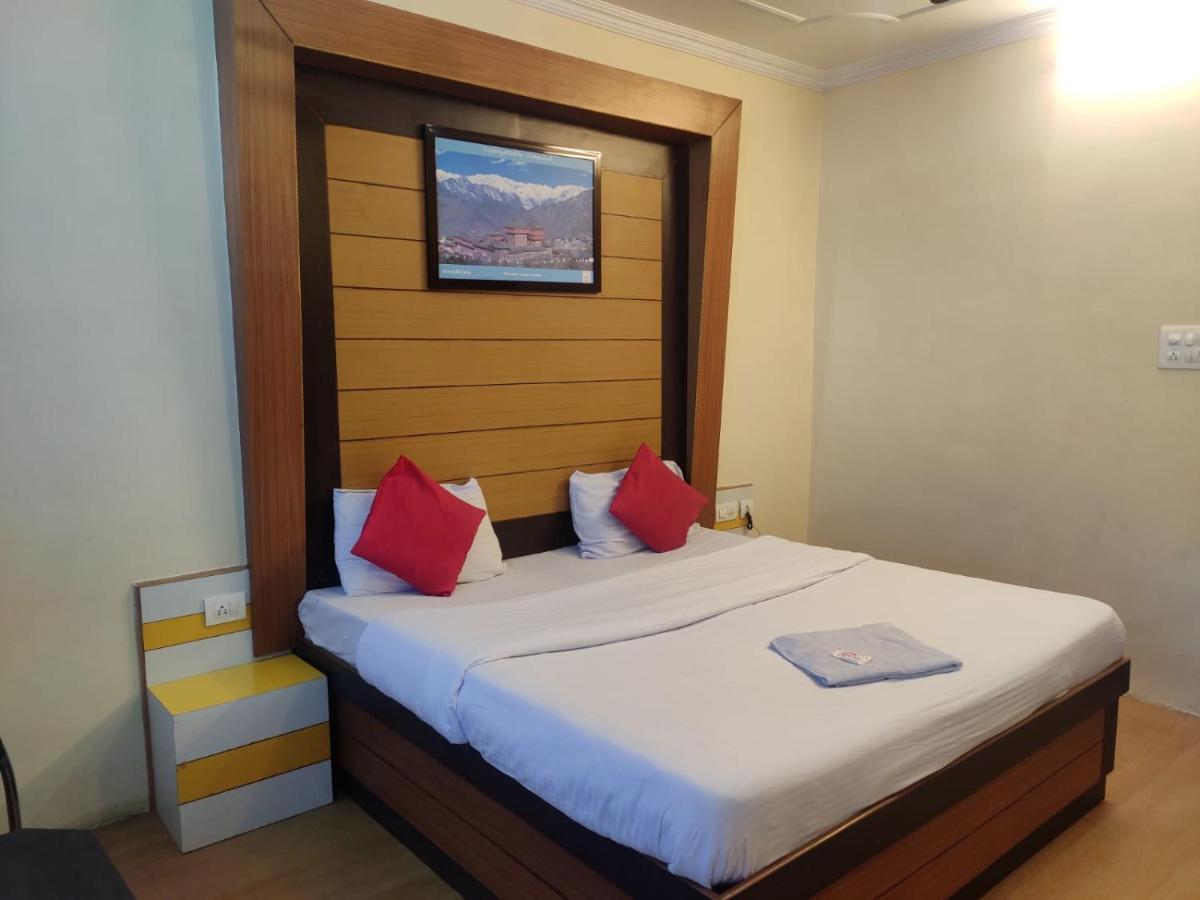 Hotel Amandeep ดารัมซาลา ภายนอก รูปภาพ