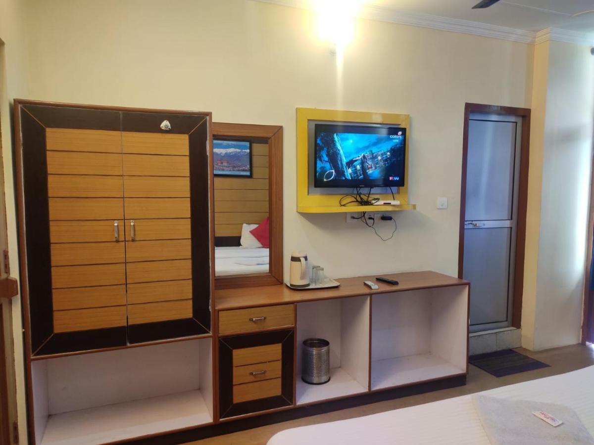 Hotel Amandeep ดารัมซาลา ภายนอก รูปภาพ